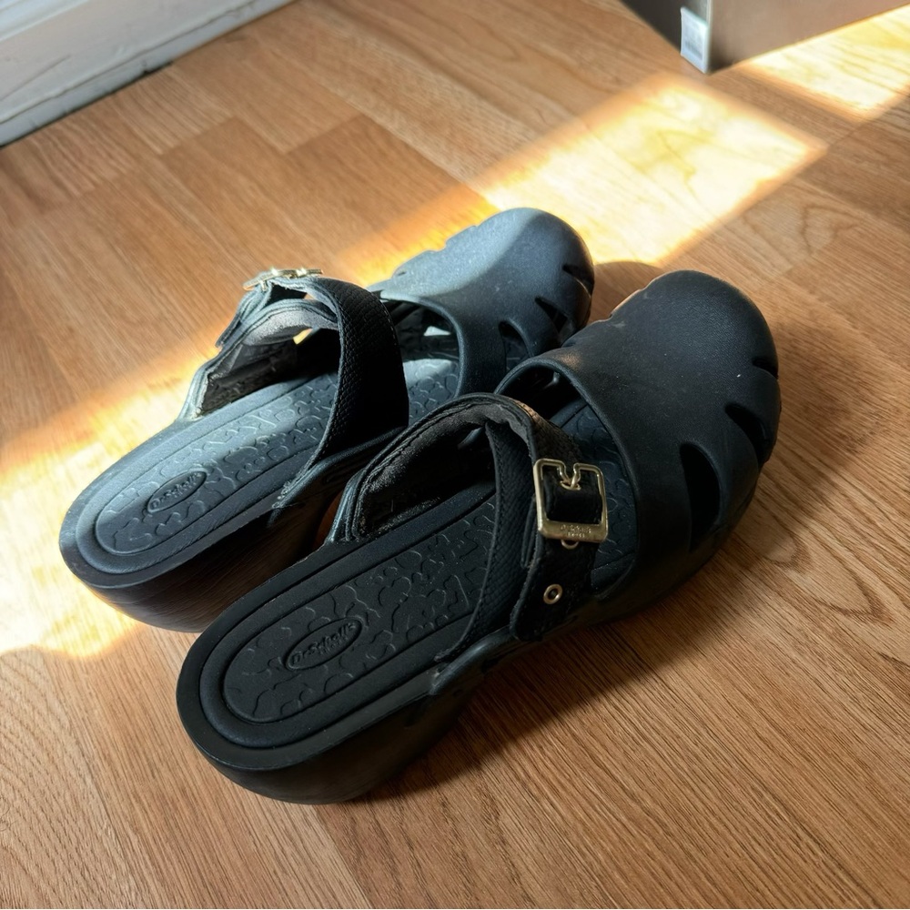 Dr. Scholl's Black Mules with Buckle